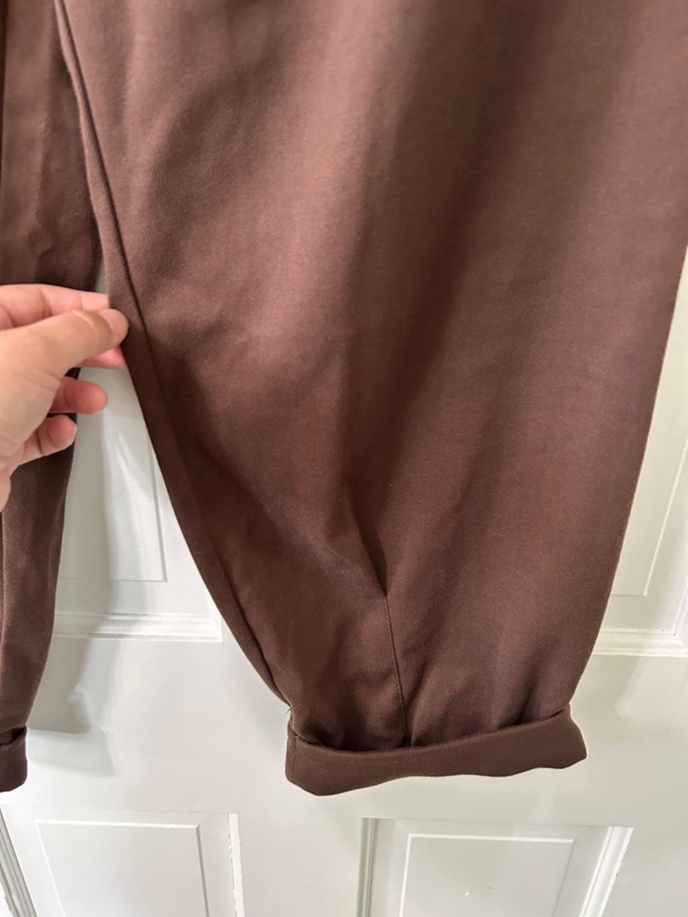 Disturbia Brown High-Waist Pleated Trousers with Cuffed Ankles - Picture 6 of 7
